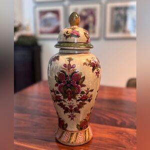 Beautiful Vintage Chinese Porcelain Floral Jar Vase. 12" H Watermarked
